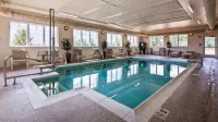 Best Western Plus Green Mill Village Hotel  Suites Convention Center Hôtels à : Arcola Township