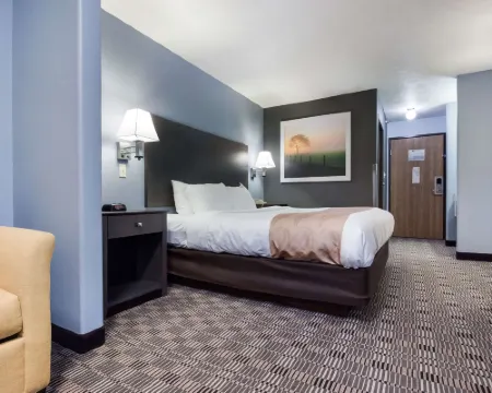 Quality Inn & Suites Hotels in Mccook