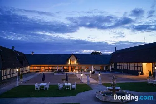 斯克洛貝勒夫古茨莊園別墅酒店