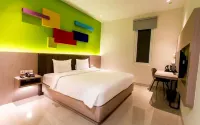 Zoom Dharmahusada Hotel Hotels in Gubeng