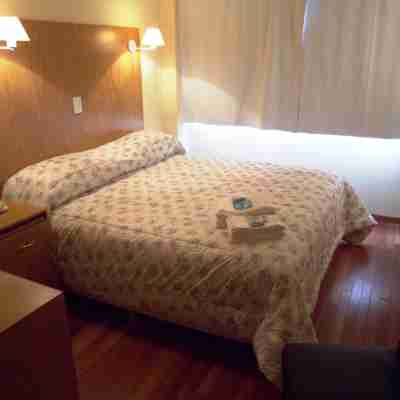 Juramento de Lealtad Townhouse Hotel Rooms