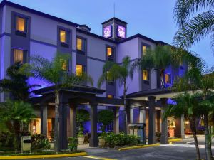 Sleep Inn Hotel Paseo Las Damas