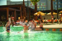 Universal's Endless Summer Resort – Dockside Inn and Suites - Resorts