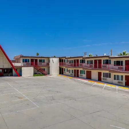 Red Roof Inn Needles