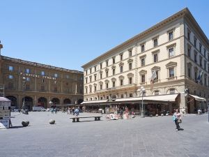 Repubblica Firenze Luxury Apartments | Una Esperienze