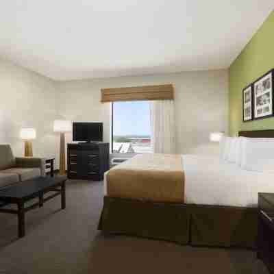 PetroStay Inn & Suites Cotulla Rooms