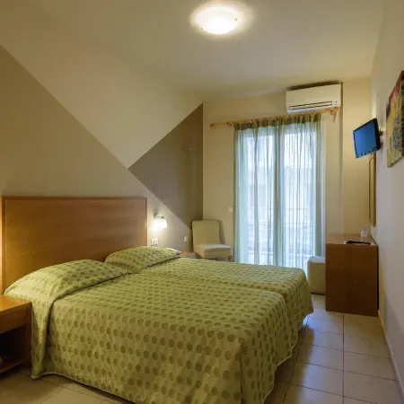 Park Hotel Отели в г. Арголида