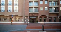 Hotel Aazaert by WP Hotels Hotel berhampiran Blankenberge Railway Station