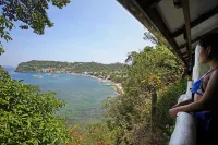El Galleon Beach Resort - Sea View