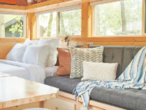 Hutton Brickyards Riverfront Hotel & Venue キングストンのホテル