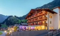 Hotel Kronhof Các khách sạn ở Plan