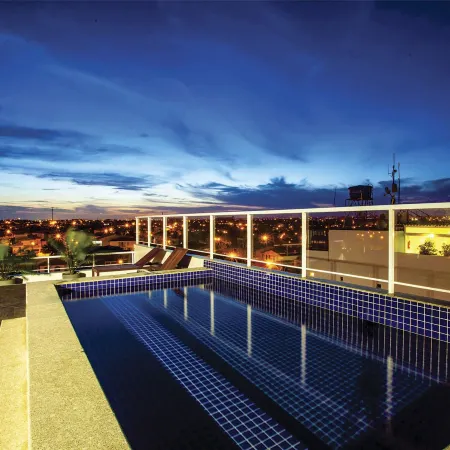 Malibu Plaza Hotel