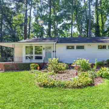 Stylish Private House in Greensboro Hotel Exterior