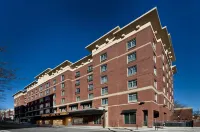 Hampton Inn & Suites Raleigh Downtown Hotel in zona University Theatre at NC State University