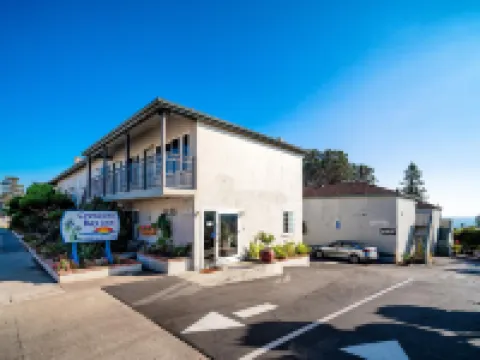 Crescent Bay Inn Hotels in Laguna Beach