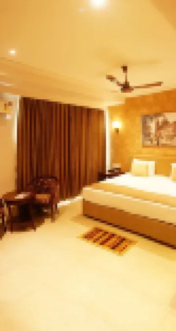 The Emerald Club ,Rajkot