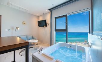 Gangneung Wee Pension