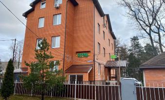 Grin-Star Hotel