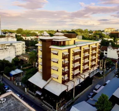 Night Bazaar Inn Hotels near Kalare Night Bazaar