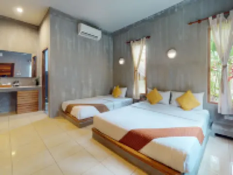 เลอ เพชร วิลล่า โรงแรมในอำเภอ ขนอม