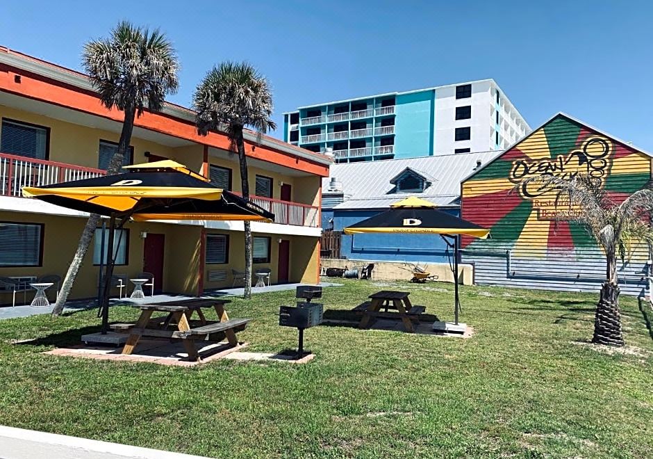 Sandals Inn-Daytona Beach Updated 2023 Room Price-Reviews u0026 Deals | Trip.com
