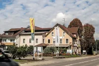 Hotel Löwen Hotels in Tettnang