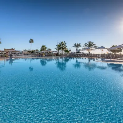 أوكثيدينتال توريمولينوس بلايا Hotels near شاطئ غوادالمار