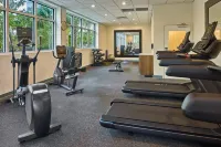 Holiday Inn Express & Suites Charleston Dwtn - Westedge