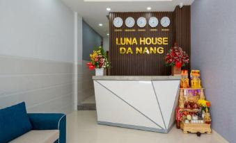 Luna House Danang