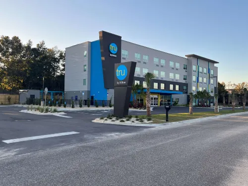 Tru by Hilton Niceville Eglin Air Force Base - Pools