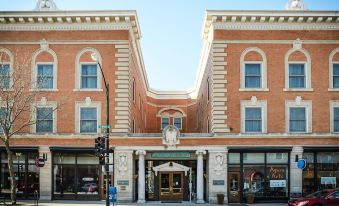 Hotel Winneshiek