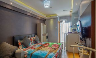 Cinere Resort by Gold Room