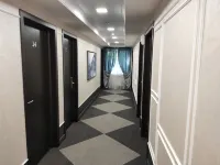 Lazurit Hotel 哈巴羅夫斯克酒店