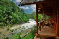 Arusliar Nusa Standard Cottages Hotels in Cikidang