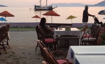 Deniz Otel