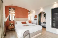Cocooning Suites by Blue Carpet - 3-Star