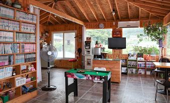 Taean (Anmyeondo) Taeyangeun Gadeuki Pets Friendly Pension