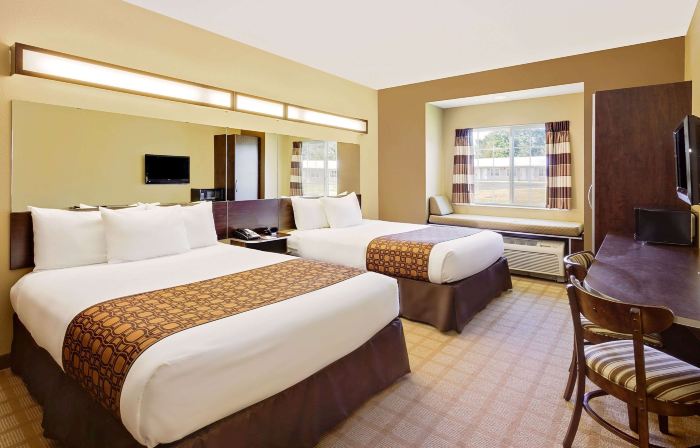 Microtel Inn & Suites by Wyndham Prairie du Chien