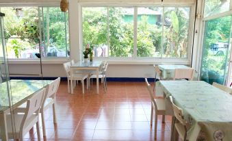 Khaolak Seafan Bed & Breakfast