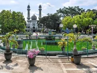 โรงแรม โอ ซิมโฟนี โฮมสเตย์ ตโลโกมาส