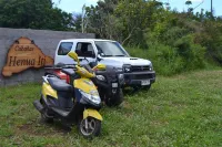 Cabañas Henua Iti - parking