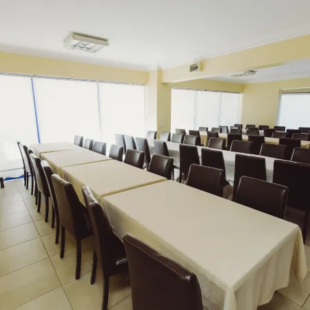 Ozalp HAN Hotel