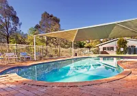 Otways Tourist Park Hotel a Forrest
