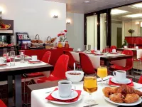 Aparthotel Adagio Access Orléans - Aamiainen