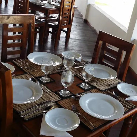 Hotel Naaval