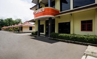 Capital O 3094 Hotel Cleopatra - Housity