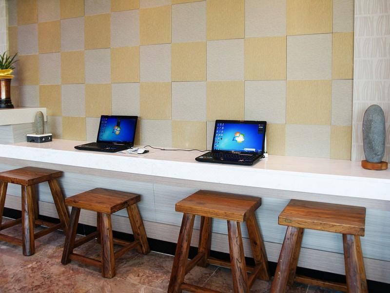 3. 로긴리조트..