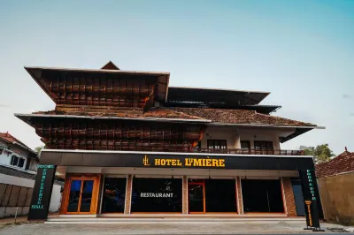 Hotel Lumiere