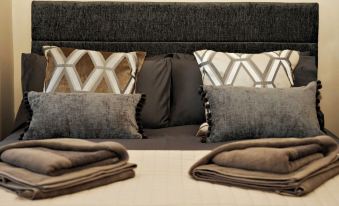 1. Apartmen..