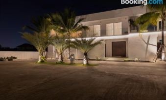 Palm Villa - Award Winning Modern Luxury & Exclusive Villa Resort
